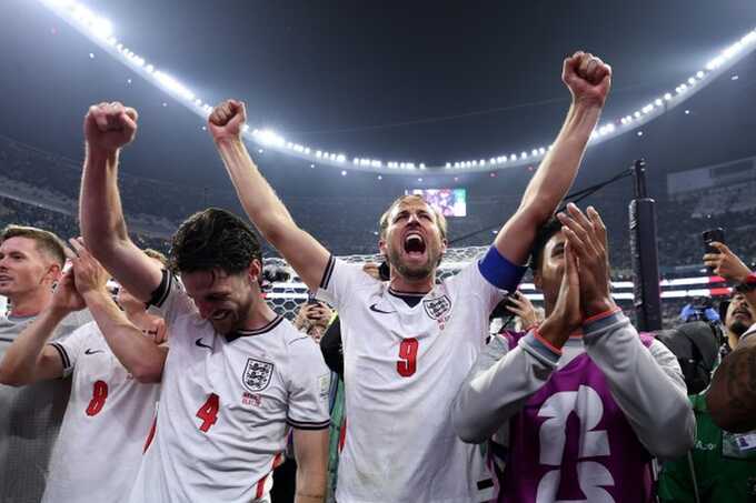 Belgium thrash USA 4-1 as players mock Donald Trump after World Cup controversy