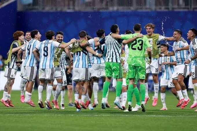 FBI probes Argentine football chiefs over alleged $190m money laundering scheme