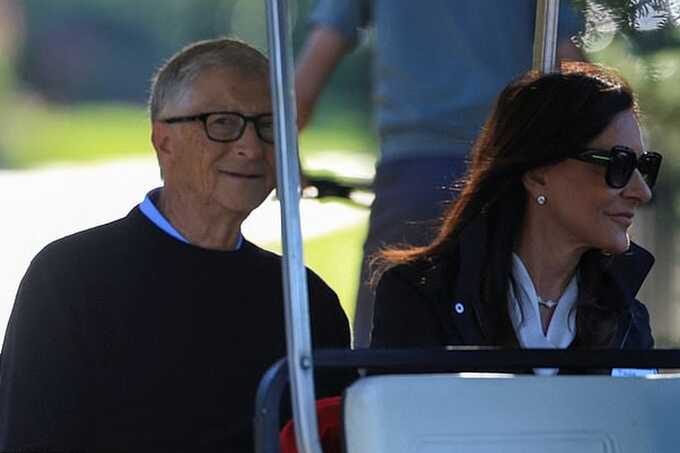 Bill Gates returns to billionaire summit after Epstein testimony