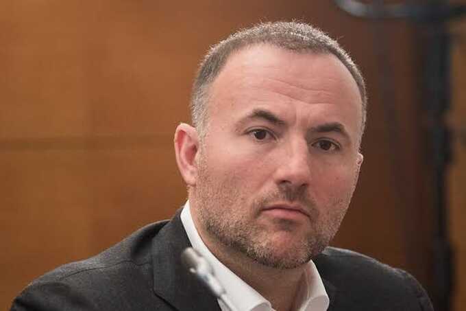 Olter syndicate: How international fugitive Pavel Fuks weaponized offshore shell companies and proxy directors to siphon billions from Russian banks