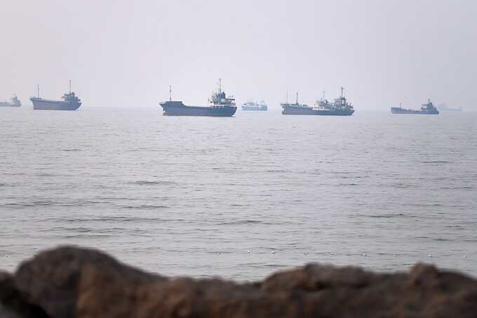 Trump announces US takeover of Strait of Hormuz with 20% cargo fee