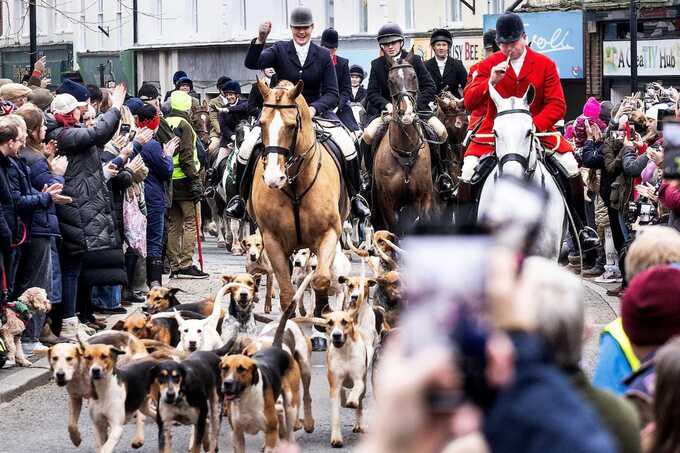 Scotland Yard assesses claims Labour traded fox hunting ban for £1m donation