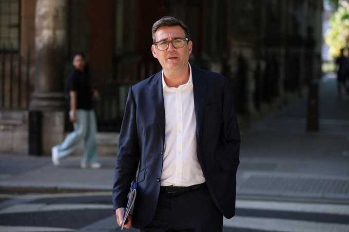 Andy Burnham halts early prisoner release scheme pending urgent safety review
