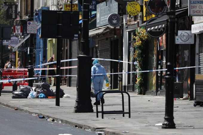 Six men arrested after 22-year-old fatally stabbed in Clapham