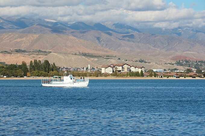 Chinese businessman linked to Kyrgyz official’s son emerges behind $20bn Asman eco-city project