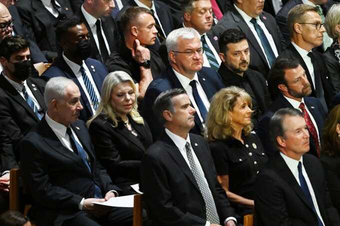 Lipreader claims Zelensky told Netanyahu "Let’s agree to disagree" during funeral exchange
