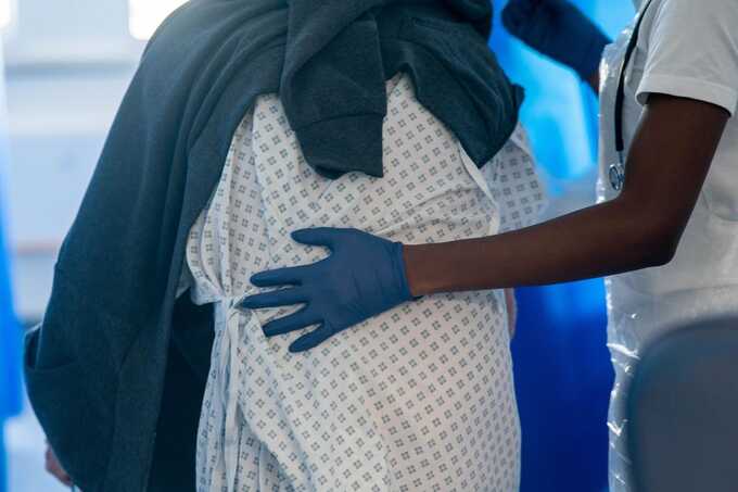 NHS staff report surge in racist abuse from patients, survey finds