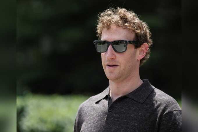 Zuckerberg yacht "refused" to respond as smaller cruise ship rescued stranded boat
