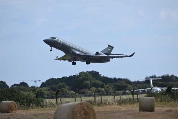 43,000 tracked the flight carrying Daniel Kinahan back to Ireland