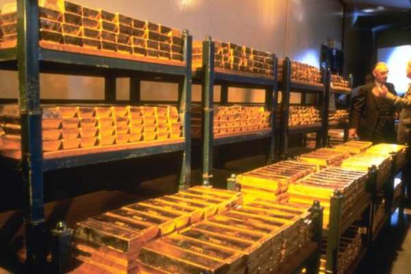 Venezuela demands $4bn in UK-held gold to fund earthquake recovery