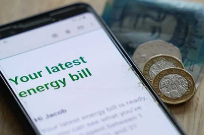 UK inflation set to jump to 2.9% as energy bills fuel fresh cost of living squeeze