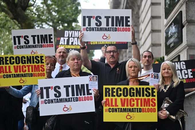 Bereaved infected blood families told to repay £10,000 compensation after government error