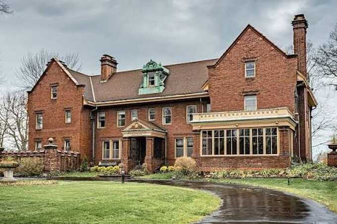 Travis Kelce’s $5.35 million lakefront mansion is a stunning 21,000-square-foot retreat