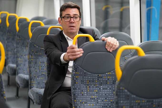 Andy Burnham accused of "hiking tuition fees" as English graduates face £53,000 debt