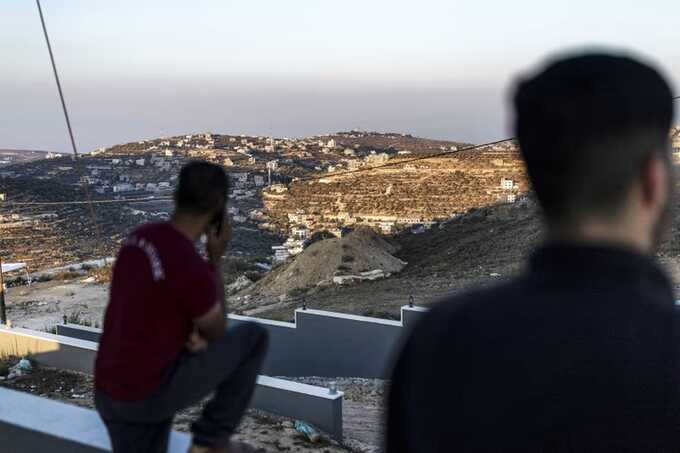 UK to sanction Israeli West Bank settlements, setting up clash with US