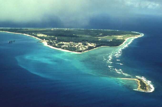 UK reviews Chagos Islands deal after Trump calls agreement "terrible"