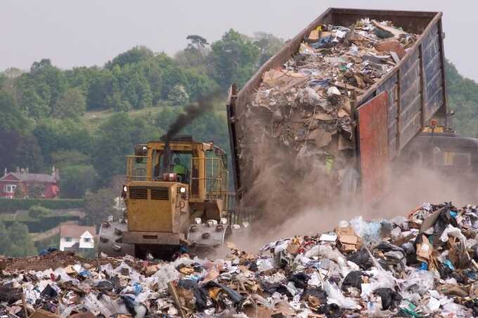 €3.67m EU-funded landfill project raided in Italy corruption investigation