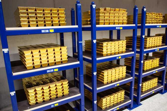 China stockpiling "secret war chest for Taiwan invasion" which houses near-untouchable billions