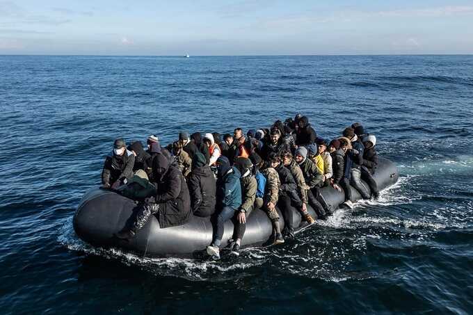 Shabana Mahmood announces new UK refugee routes after three more Channel deaths