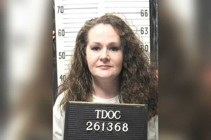 Christa Pike execution halted at last minute as court reviews childhood trauma evidence