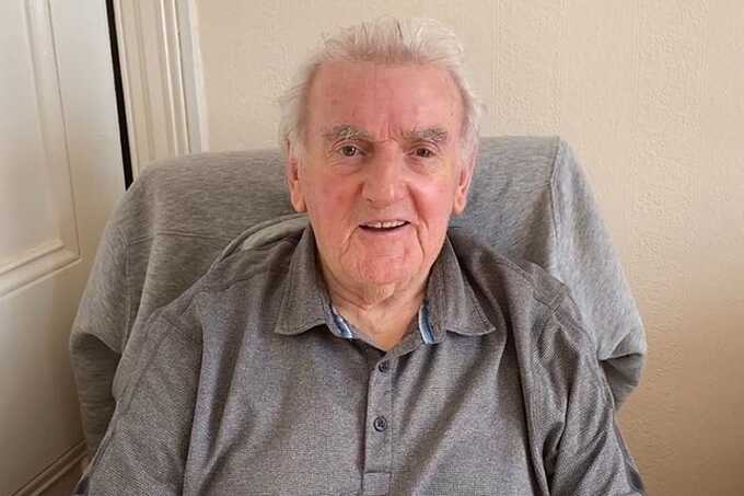 Burglar jailed for 18 years after headbutting 86-year-old pensioner who later died