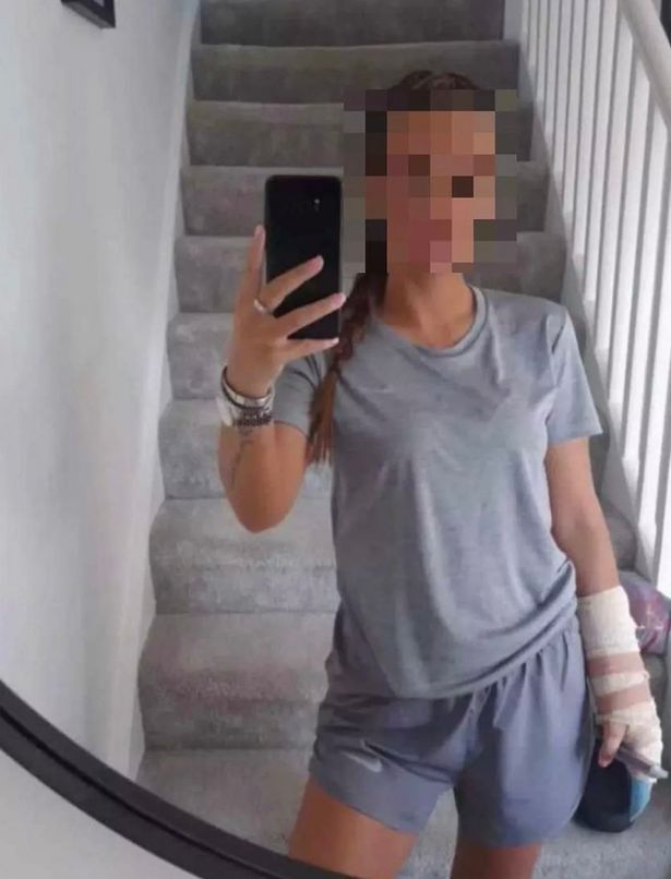 Samantha Cook was severely injured in the attack qhidddiqztidrtinv