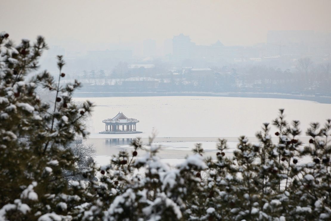 A snow-covered Zhongnanhai captured on February 13, 2011.
