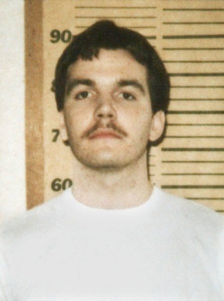 Shannon Agofsky, White TX 2004 Convicted and sentenced to death for the killing of a prisoner in a federal prison.