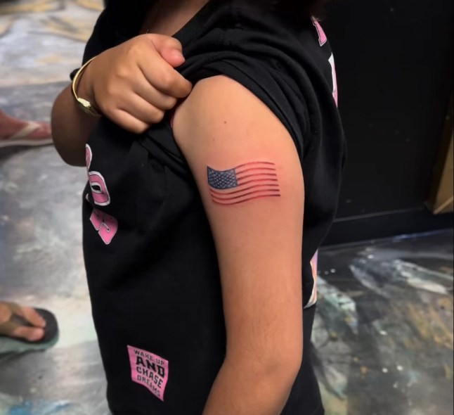 There?s a big debate online about whether a 9-year-old girl should have been allowed to get a tattoo. https://www.instagram.com/p/DEUJmB6x6GA/ That?s what happened at Black Onyx Empire Tattoo in Yuma. According to a social media post posted by the artist, he tattooed an American flag on the girl who was accompanied by her parents. A video posted by the artist shows the young girl getting tattooed at the shop. The Instagram video states that her parents brought the girl to Yuma from out of state. The girl originally wanted a tattoo of Donald Trump on her neck, but the artist said in the post that he convinced her to get something more patriotic, like an image of an American flag. A year later, the girl came back for a touch-up of the tattoo. The video sparked a debate online from people criticizing the tattoo shop. eiqrxiqkhidrqinv