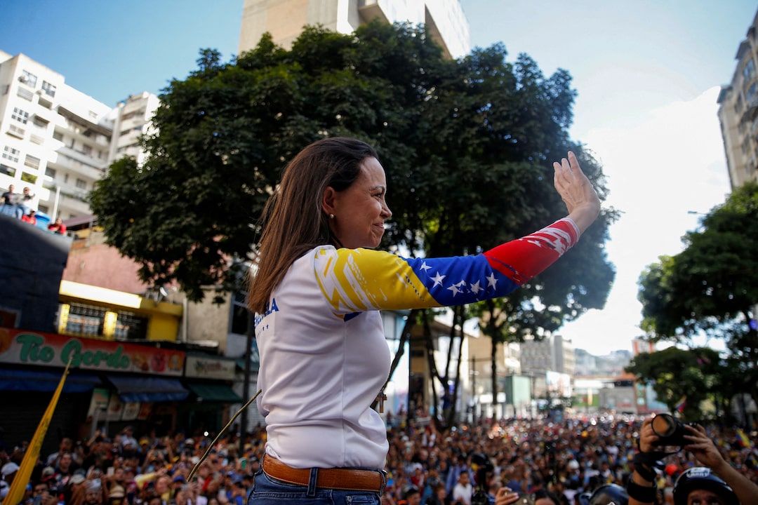 Venezuela opposition leader Machado appears at protest eiqduikziqteinv