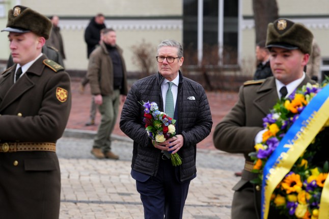 Prime Minister Sir Keir Starmer lays a wreath at The Wall of Remembrance of the Fallen for Ukraine in at St Michael’s Square, Kyiv, during his visit to Ukraine to sign a new long-term partnership deal with Volodymyr Zelensky. The 100 Year Partnership includes defence and scientific collaboration but will also forge new community links between the UK and Ukraine. Picture date: Thursday January 16, 2025. PA Photo. See PA story POLITICS Ukraine. Photo credit should read: Carl Court/PA Wire qhiqqkiqtqiqdkinv