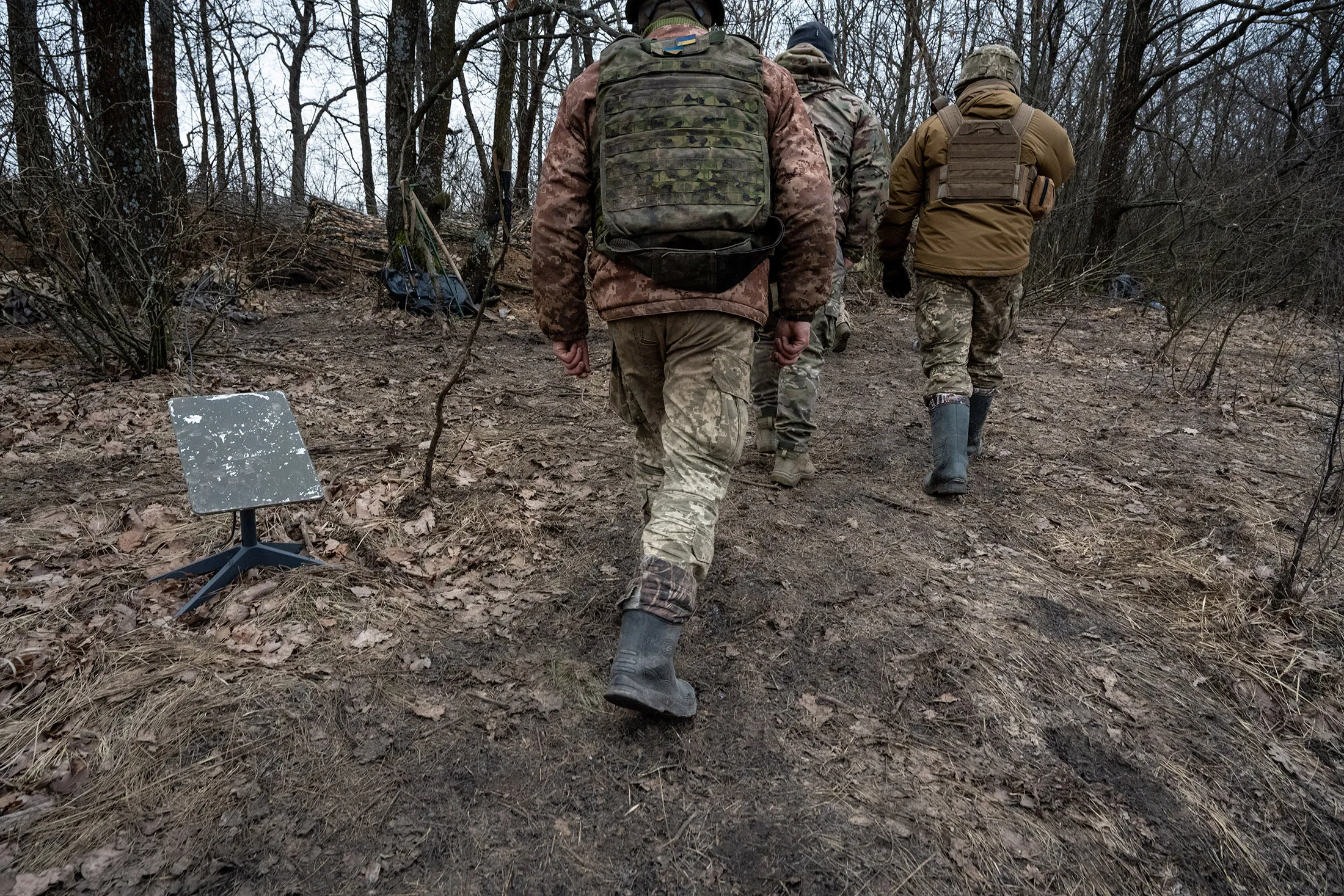 Ukrainian Soldiers Fire Artillery /shells At Russian Positions In Eastern Ukraine