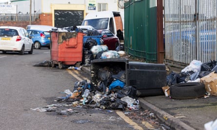 Dumped rubbish and discarded cars and vans in the Bordesley area of Birmingham eiqduiquriqeeinv