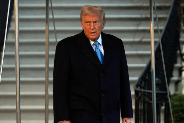 President Donald Trump departs the White House, Friday, Jan. 31, 2025, in Washington, en route to Florida. (AP Photo/Jacquelyn Martin) eiqrkihqiqzzinv