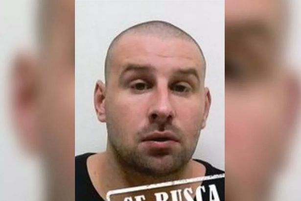 Mark Roscaleer, who has been recaptured after going on the run from a prison in Portugal where he was serving a sentence for a horrific kidnap qhiqqkiqqixinv