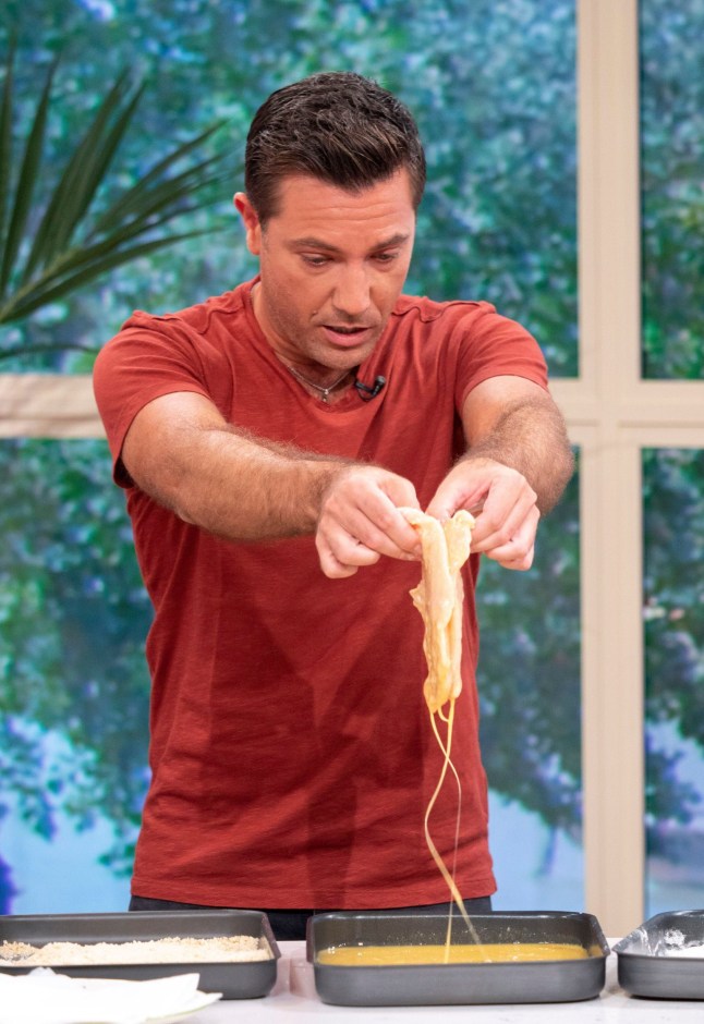 EDITORIAL USE ONLY. NO MERCHANDISING Mandatory Credit: Photo by Ken McKay/ITV/REX/Shutterstock (9917369cd) Gino D’Acampo ’This Morning’ TV show, London, UK - 08 Oct 2018 COOKERY: GINO?S MONDAY NIGHT POLLO ALLA MILANESE One of Gino?s all time favourites, crispy breadcrumbed chicken with spicy tomato sauce. A dish loved by every Italian family, it?s the perfect recipe for a Monday night supper.