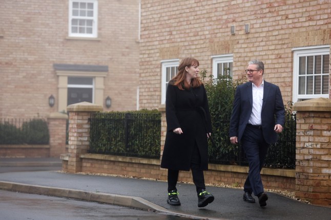 CAMBRIDGESHIRE, ENGLAND - DECEMBER 12: Prime Minister Keir Starmer and Deputy Prime Minister Angela Rayner make a visit to a construction site on December 12, 2024 in Cambridgeshire, England. The Labour government is announcing planning reforms to encourage economic growth and meet the government’s goal of building 1.5 million new homes over the next five years. (Photo by Chris Radburn - Pool/Getty Images) qhiddeidrqithinv