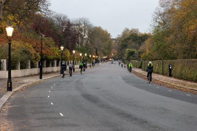 Cyclists seen cycling around Regent’s Park in north London. Release date February 4 2025. Violent robberies of bikes worth up to ?10k in London’s Royal parks are creating a "climate of fear", cycling clubs say. Hundreds of cyclists have had expensive two-wheelers snatched by armed, balaclava-clad men on motorcycles in recent years - making them terrified to go out cycling in the capital. Clubs around Regent’s Park in north London say they have seen a real drop-off in cyclists clocking miles in the area after a recent rise of violent robberies. Some believe their bikes may even be "stolen to order" by criminal gangs before being transported across the world. But despite their frequent reports to police, cyclists say they are dissatisfied with the "shrug-of-the-shoulder" responses they receive. Sean Epstein, chair of Regent’s Park Cyclists, which represents more than 30 cycling clubs and over 5,000 enthusiasts in the area, said those with more expensive bikes are targeted during early morning rides around the park.