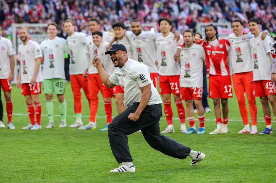 FC Bayern M&uuml;nchen v VfB Stuttgart - Bundesliga