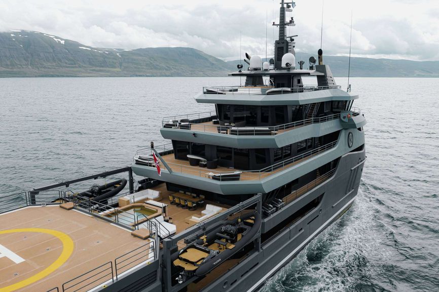 Yacht Ragnar